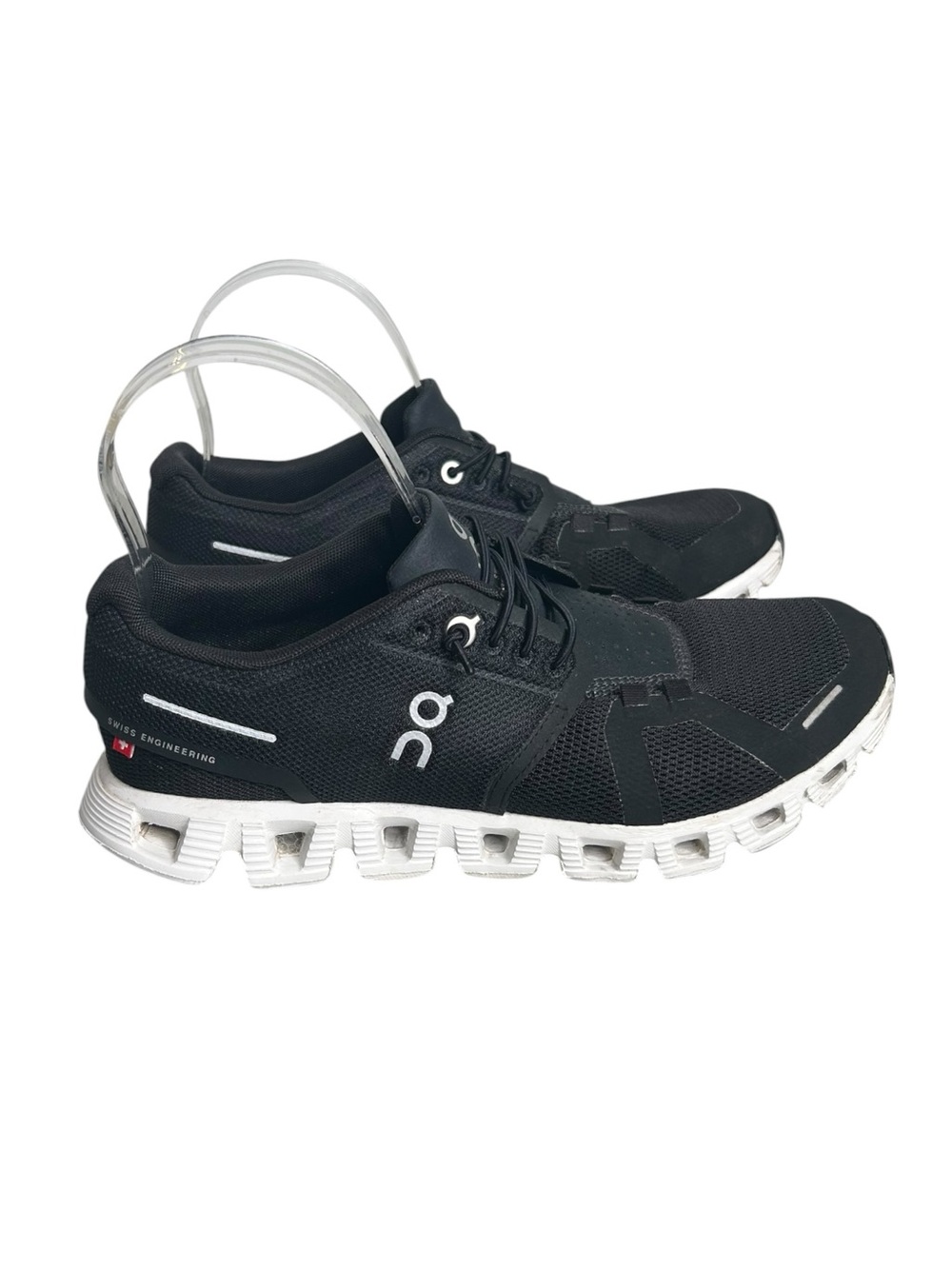 On Cloud 5 Women’s 7.5 Black White Running Walking Sneakers Shoes
